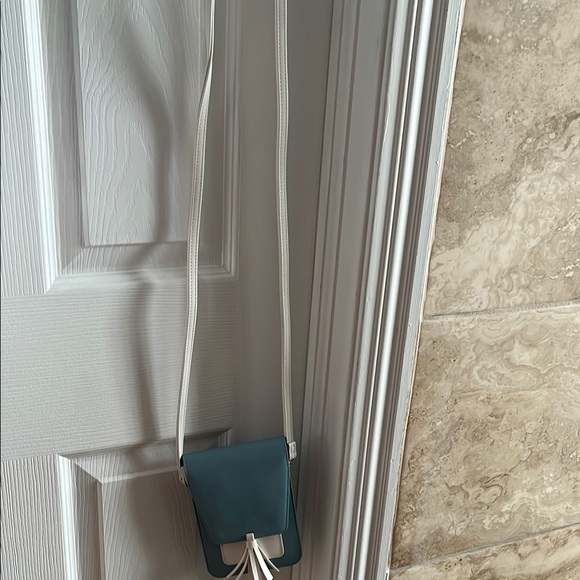 Harper Blue and White Crossbody Bag - Picture 5 of 6